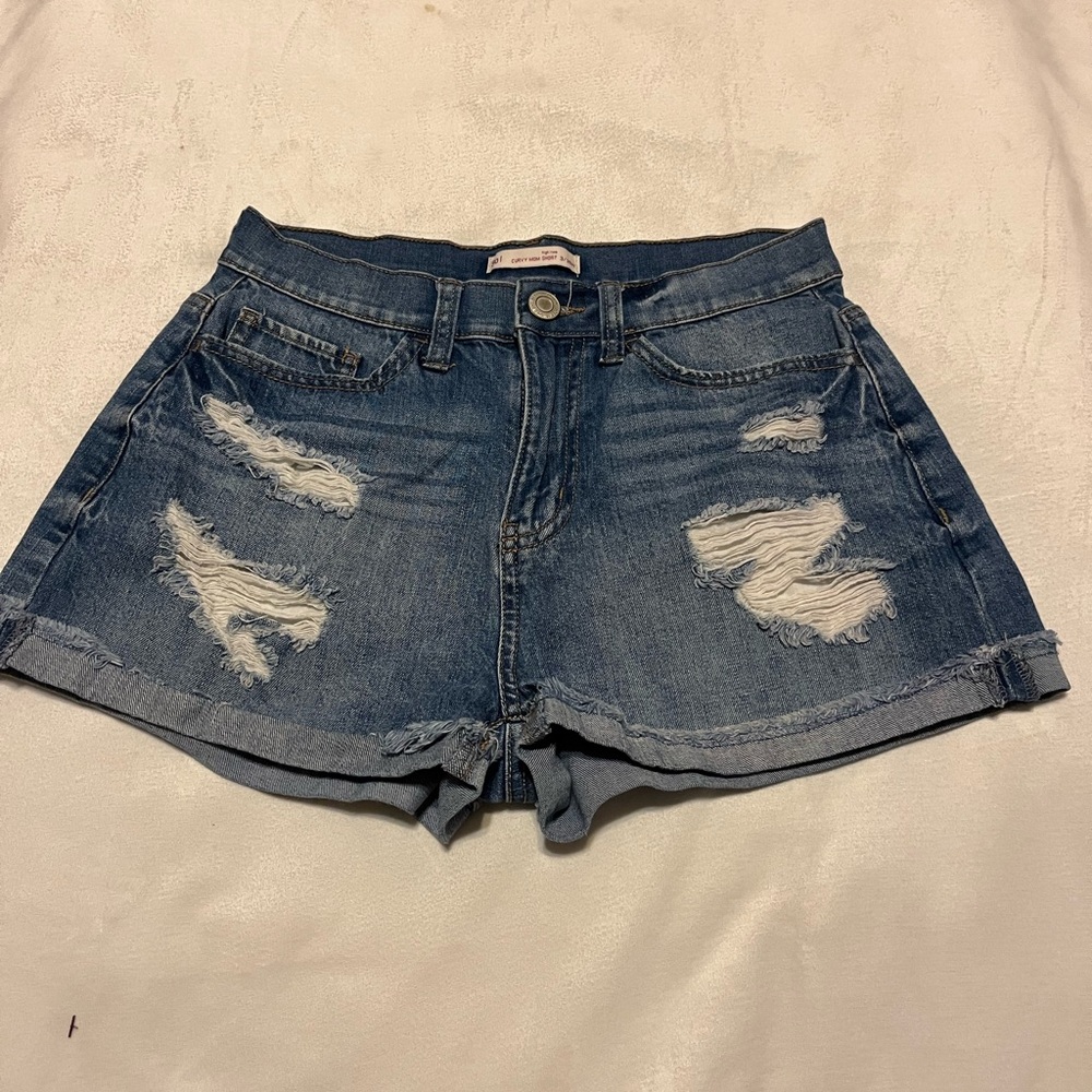 Curvy Mom Distressed Denim Shorts Size 3/26W